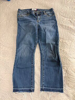 CAbi Kick It Crop Jeans